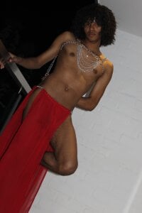 hello de DEAMOL  4 photos