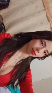 Mia_Naive Public Pic 2