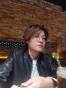 aakafei111 Public Pic