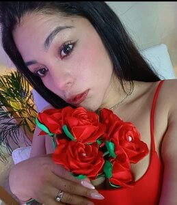 Paula_Convers Public  6ট ি ছবি