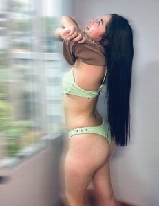 smiling_angeelYOUR NEW ADDICTION图片