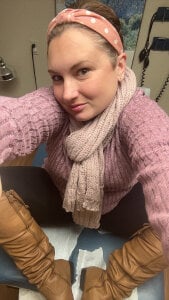 MilfyMrsRobinson Starting trouble at the cancer drs office 😂 slika 5