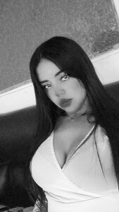 emmajones_bss Public Pic 3