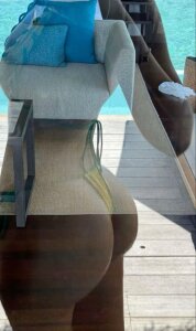 Bunda gostosa de novinharosa21  2 Imagens