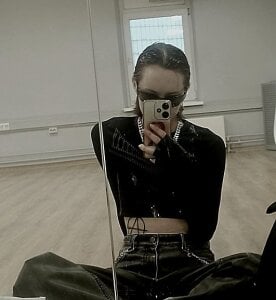 Annie_Way Public 사진