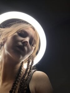 DongMolt Under the light of silence Immagine  9