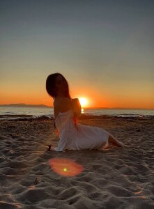 Viola_Rivera Public Gambar 5