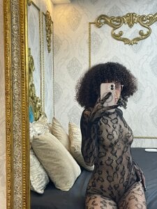 CamilaJohnston Public Pic 3