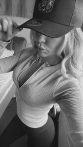 lolableux Gym outfit pics 🫶🏼 Pic 4