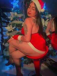 DashaMiller_ Happy new year🎁✨  5. fénykép