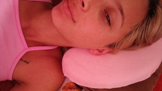 Castro_baby Yo misma Pic