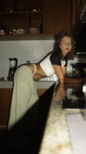 EveSiren housewife in the kitchen^^ Pic 3