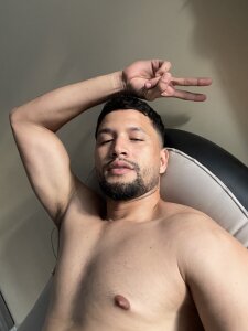 Ethan_Bilzerian Feliz Día ✌🏼😏 Pic 2