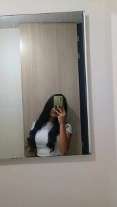 rosel_rouge Public Pic 3