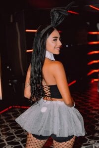 miavegas1 your rabbit💫 Pic 2