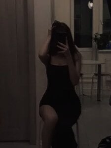 BritanyCrowner Aria Bilde 2