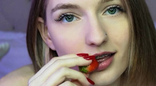 IsabelleDurand I like sweets🍓 Pic 4