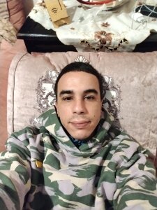 Onlygata9988_ Public  4. fénykép