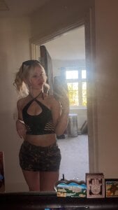 RosieLovexoxx Public Pic 2