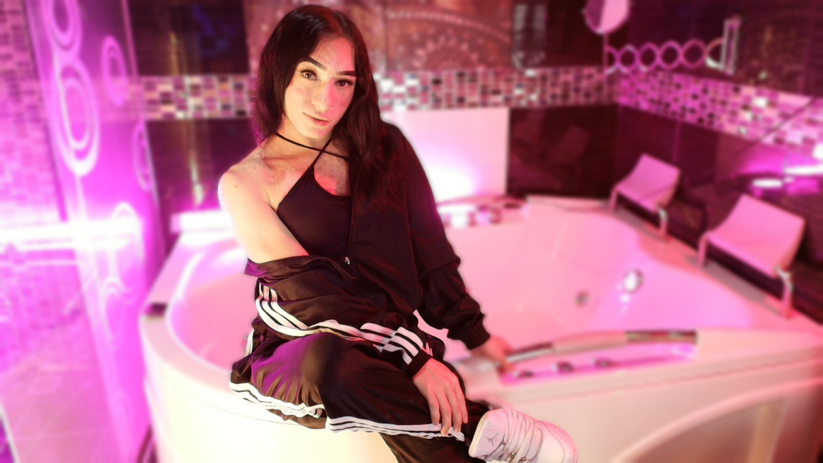 Small_Hot19 Trending Plaatje 7931