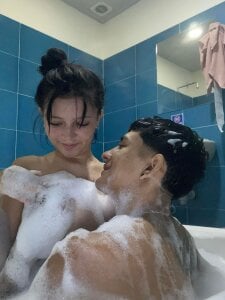 Threesome-no-mercy Nahomi and Alejandro Pic 4