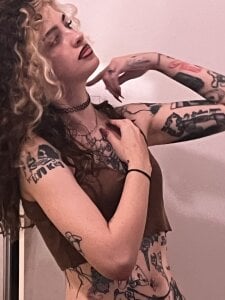 paranoidbimbo 𝔰𝔥𝔞𝔫𝔫𝔞⛧𝔯𝔬𝔰𝔢 圖片 5