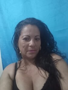 BRIANA-HOT-
