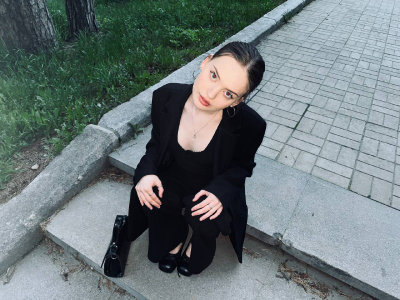 About me de SparkSkarlet  4 photos