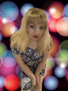 stefanyharper16 Woman, holiday, dance with me Pic 3