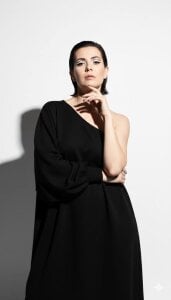 holly_love_222 Your boss Gambar