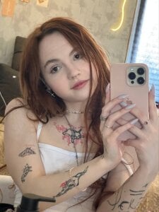 Lusy_PickMe white Pic 3
