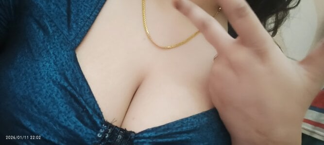 Beauty_Queen_Soniya oh bby🥰❤️🥵 Gambar 2