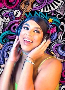 valentinahous I love taking pictures Pic 4