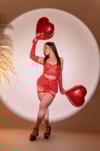 lizzyrossie Public Pic