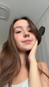 LisaSmiths Sweet and cute morning Pic 4