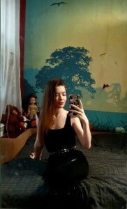 AmberCerise Public Pic 8