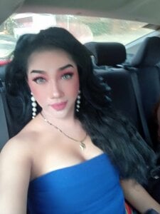 MeatyhorsecockMistresshot and sexy ehla Bild