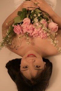 Delicate like what I feel 🌸 de Clara_Luu  3 Imagens