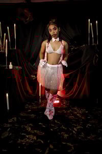 SkylerBloomm Halloween girl 😈 Pic 9