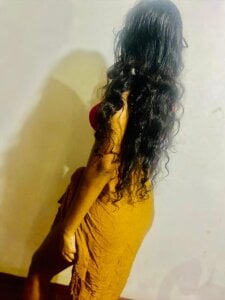 ASHANYA_JAYASOORIYA Public Poză