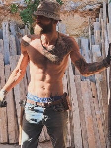 Albanian_Goat_WhiteHammer just me Immagine  2