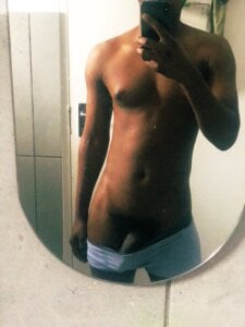 perfectguy4u Public . fénykép