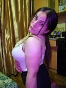 DierdreCousineau Different light ⚡️ Pic 2