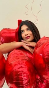 OneInAMillionXXX Love Me slika