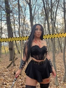 sara18clark Halloween time Pic 3