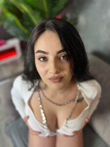 AryaTalisa Public Pic