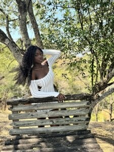 amber_maxwell A little wilder🤍 Pic 5