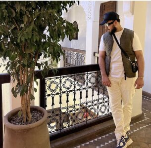 ariseen Public Pic 3