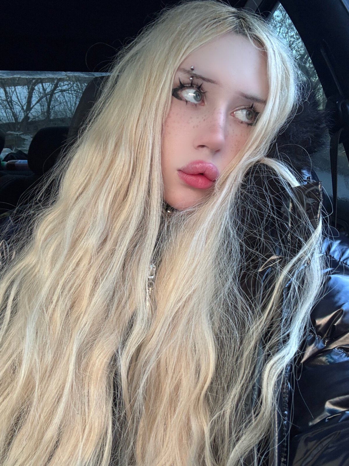 Joy_Barker Trending Pic 9485