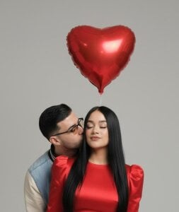 Kloe_and_Marko happy valentine's day 💕 টি ছবি